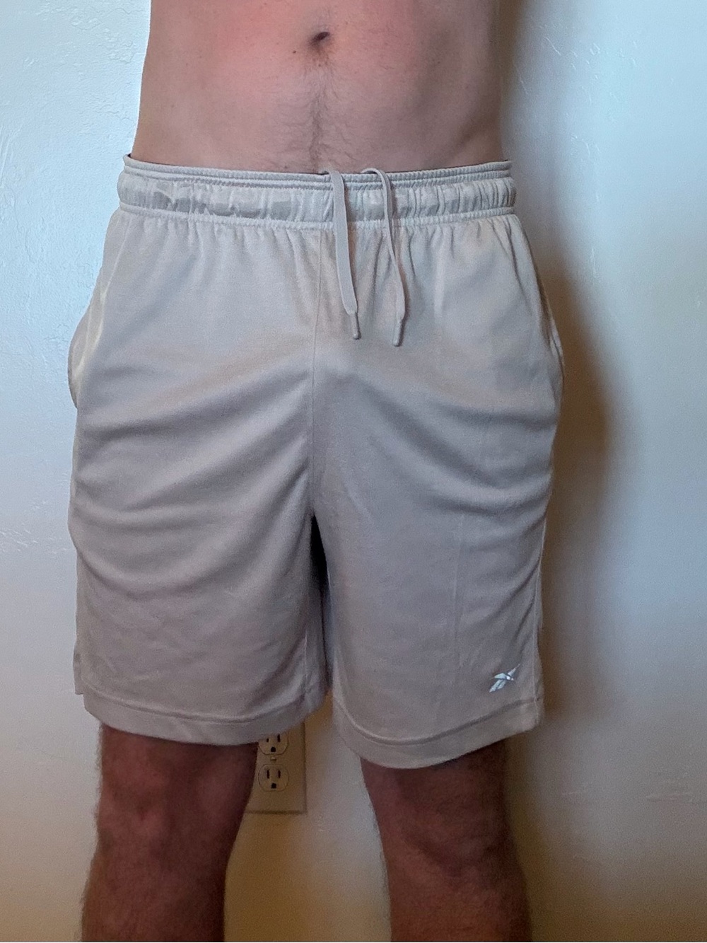 Reebok Men's Beige Athletic Drawstring Shorts
